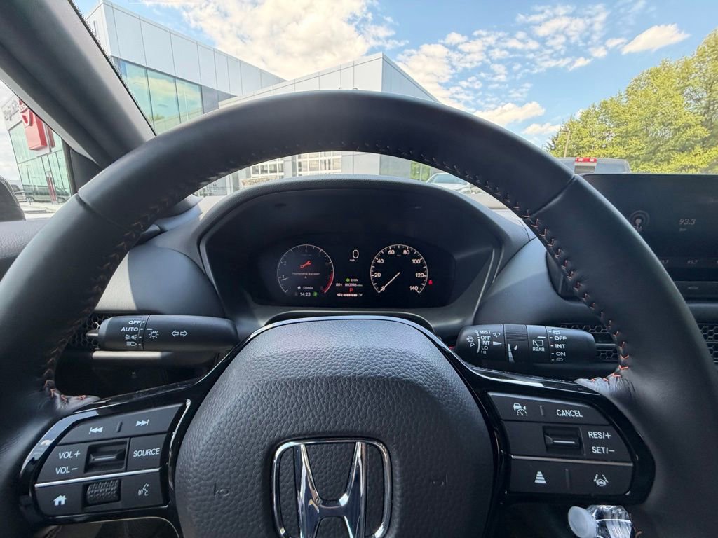 Used 2025 Honda HR-V Sport image 9