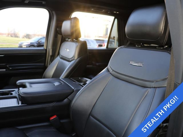 Used 2025 Ford Expedition Platinum w/ Stealth Appearance Package AWD/4WD image 20