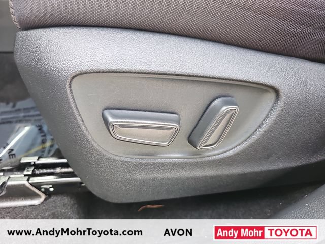 Used 2023 Toyota Highlander LE FWD image 13