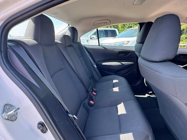 Used 2025 Toyota Corolla LE FWD image 15