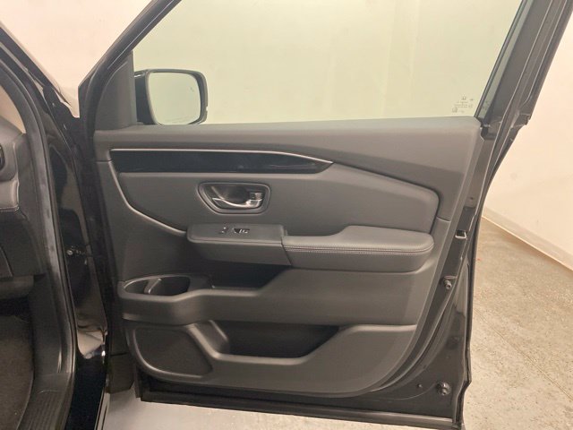 Certified 2025 Honda Pilot EX-L image 23