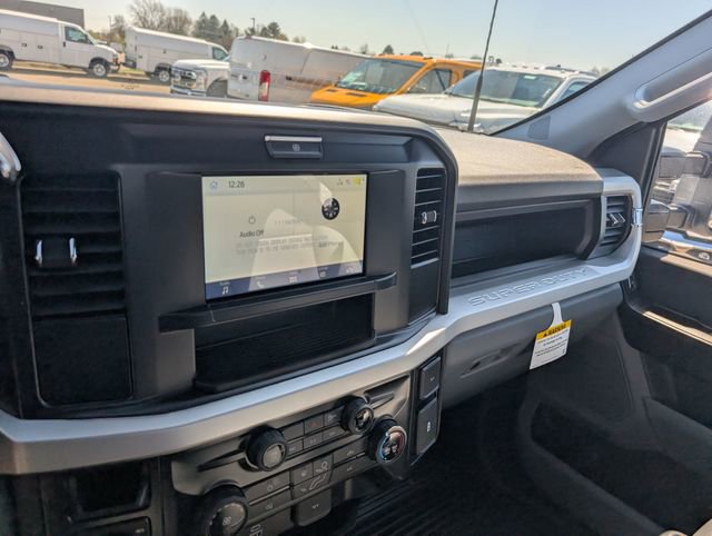 New 2026 Ford F550 4x4 Crew Cab image 20