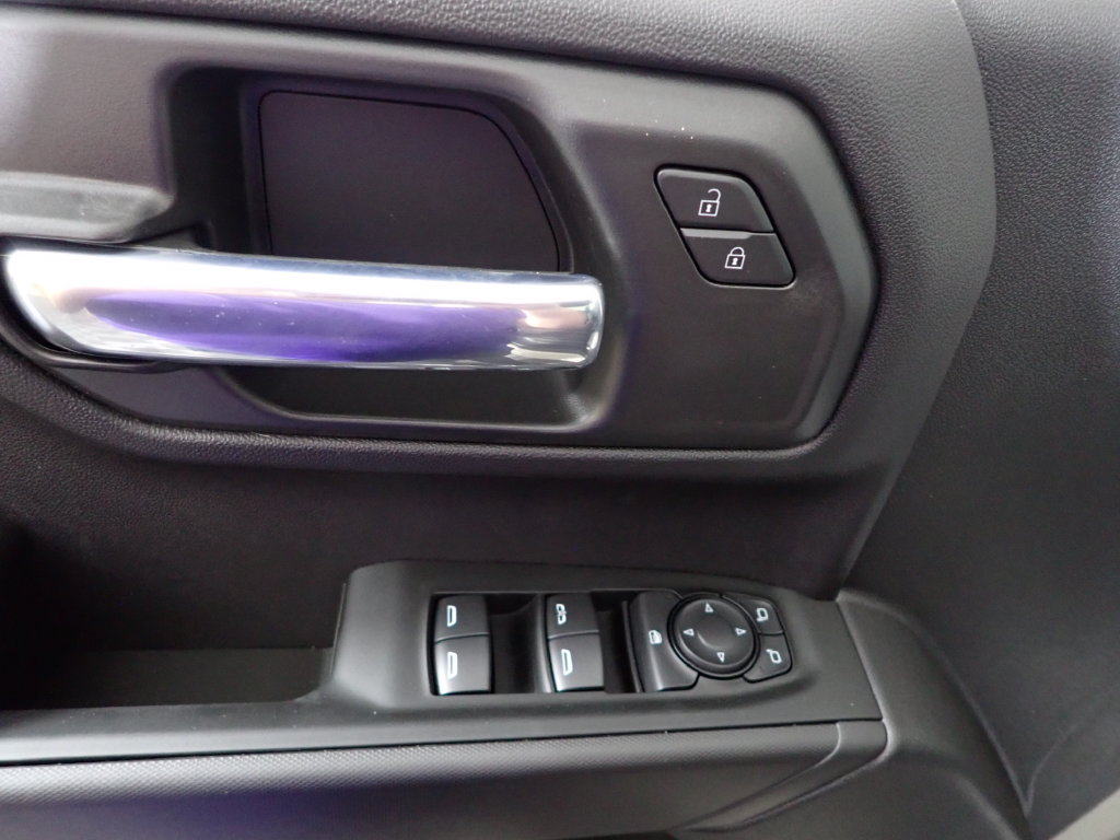 New 2026 Chevrolet Silverado 1500 Custom Trail Boss w/ LPO, Dark Essentials Package AWD/4WD image 18