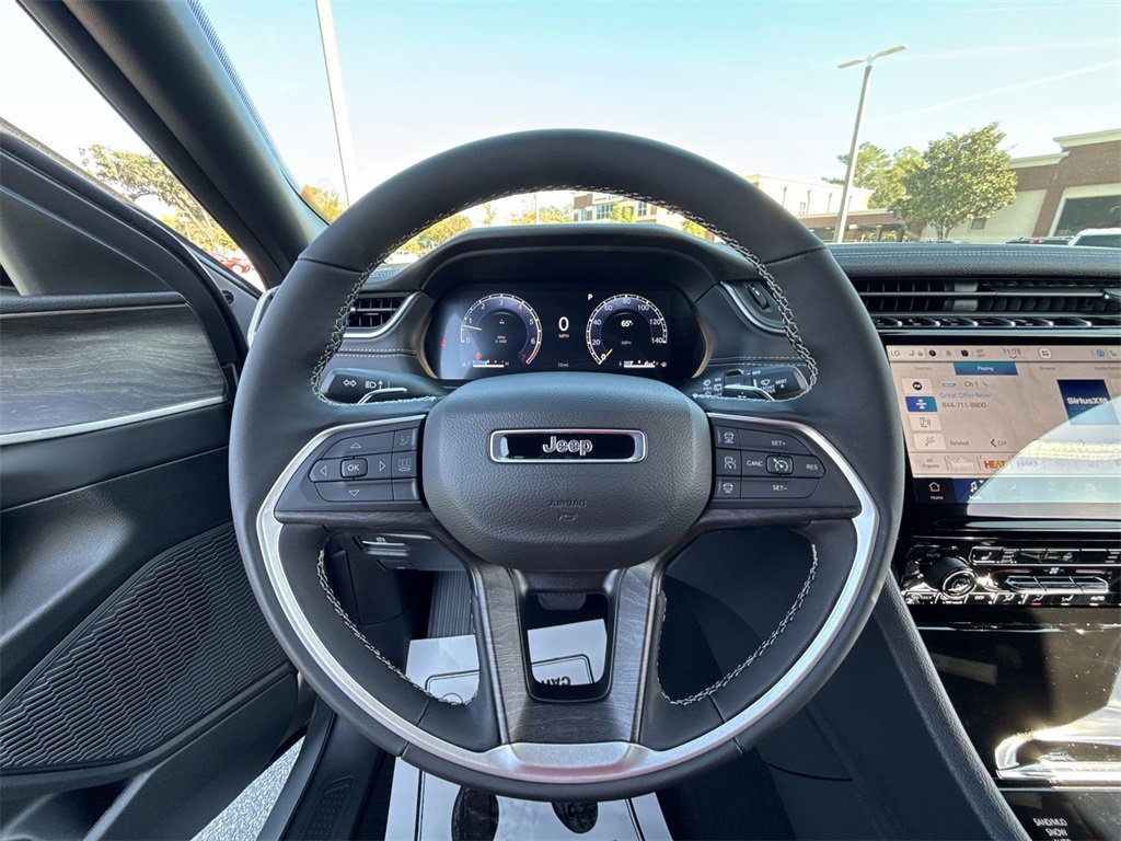 New 2025 Jeep Grand Cherokee L Limited w/ Trailer Tow Package image 14