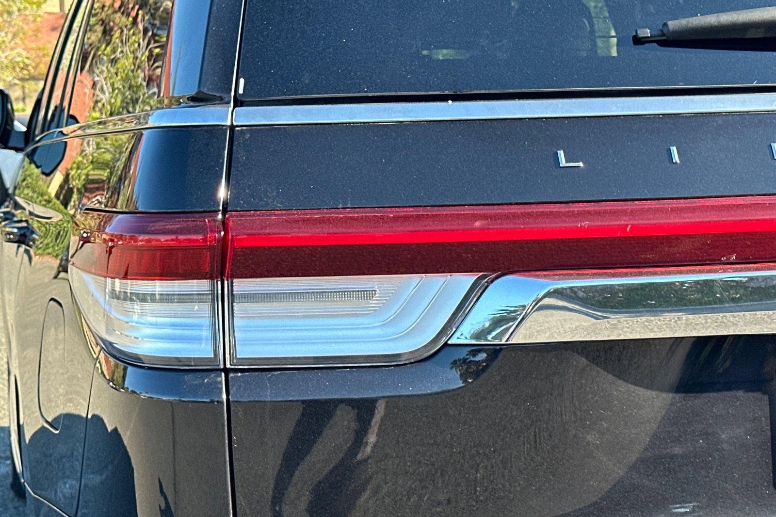 Used 2024 Lincoln Navigator Premiere AWD/4WD image 48