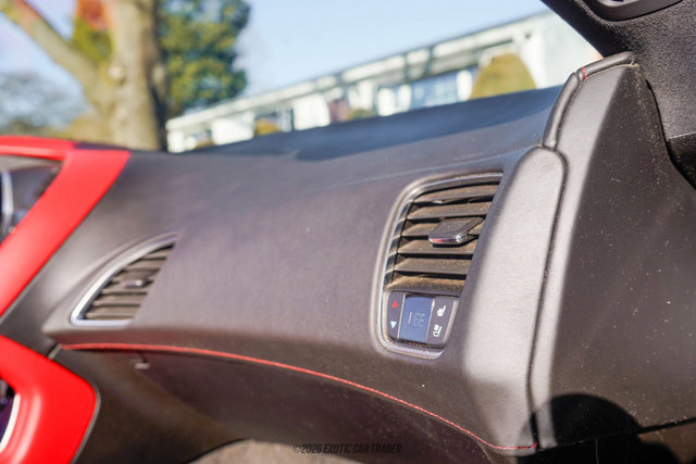 Used 2015 Chevrolet Corvette Z06 w/ 3LZ Preferred Equipment Group image 55