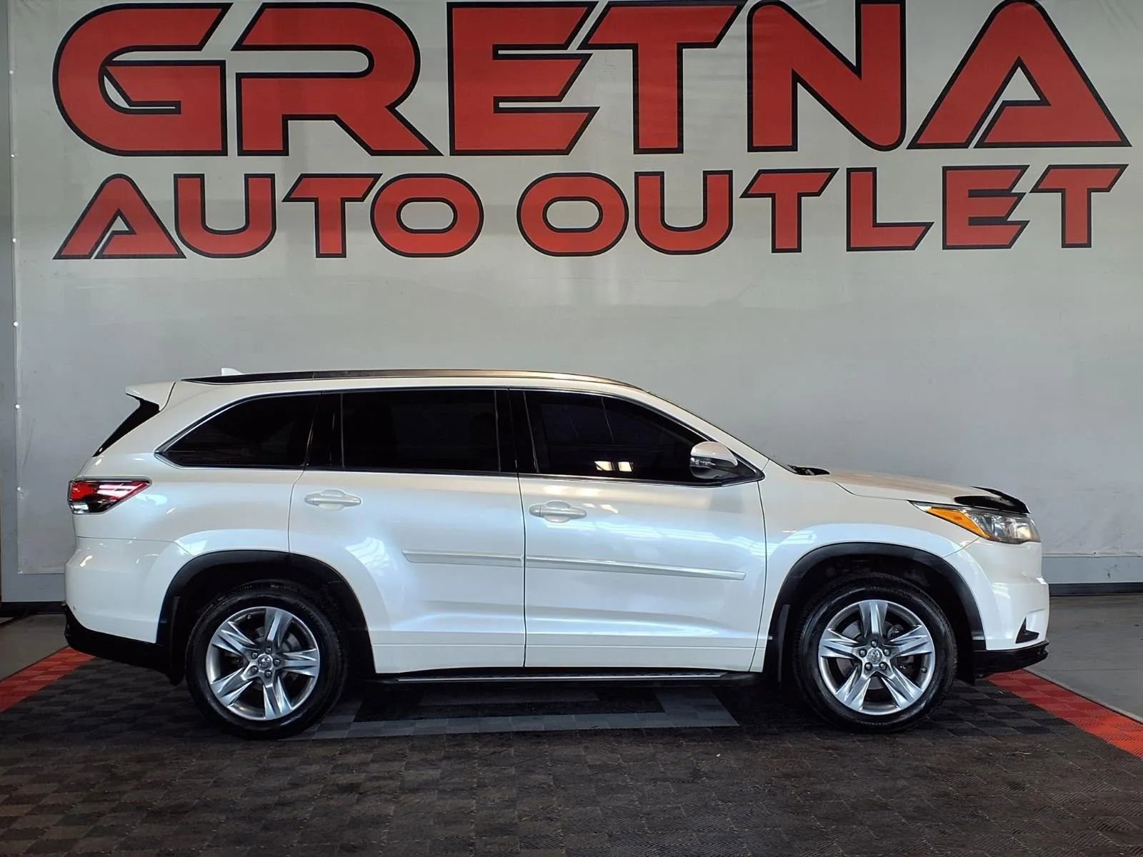 Used 2015 Toyota Highlander Limited Platinum