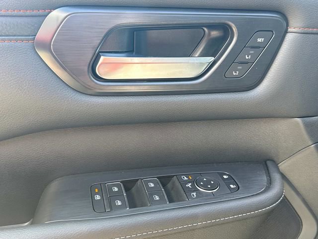 Used 2026 Nissan Armada PRO-4X image 28