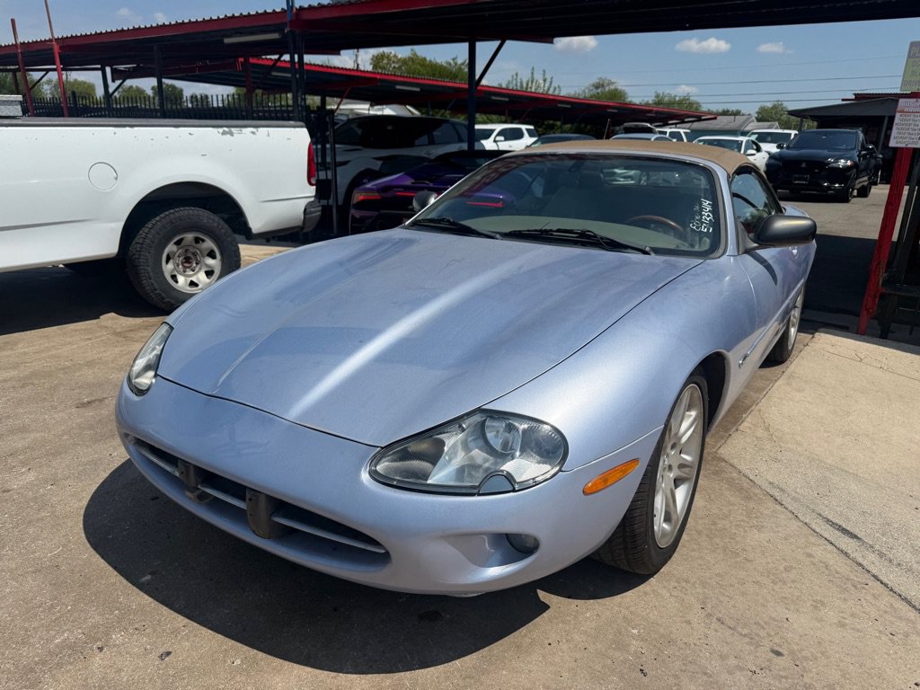 Used 2000 Jaguar XK8 Convertible RWD image 4