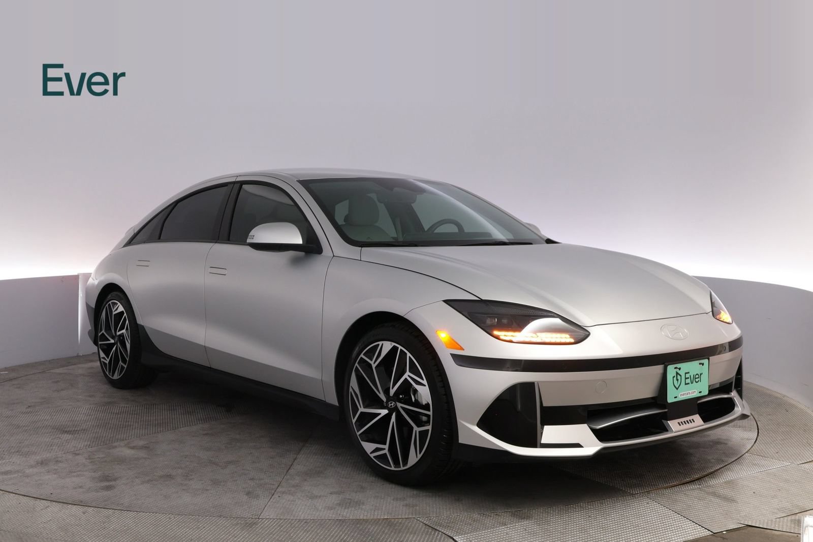 Used 2025 Hyundai Ioniq 6 SEL RWD image 13