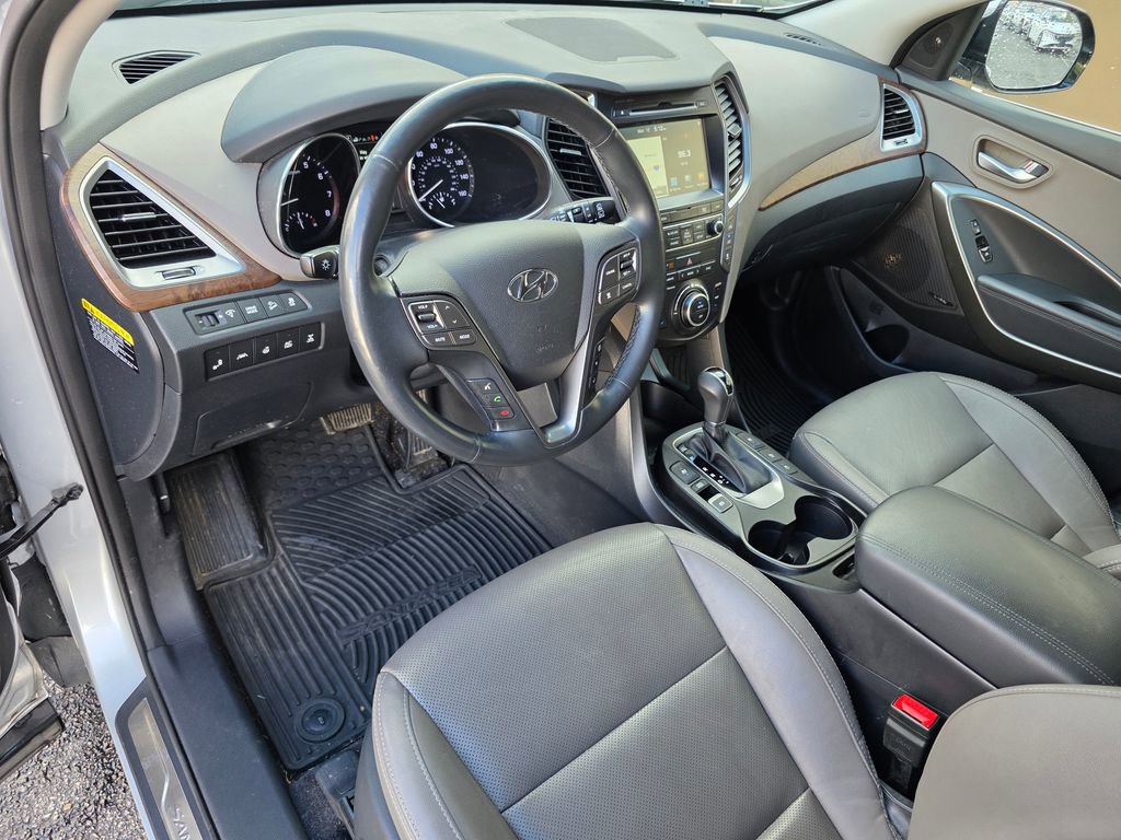 Used 2018 Hyundai Santa Fe Limited image 23
