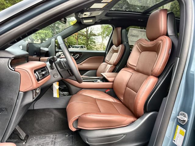 New 2027 Lincoln Aviator Reserve AWD/4WD image 11