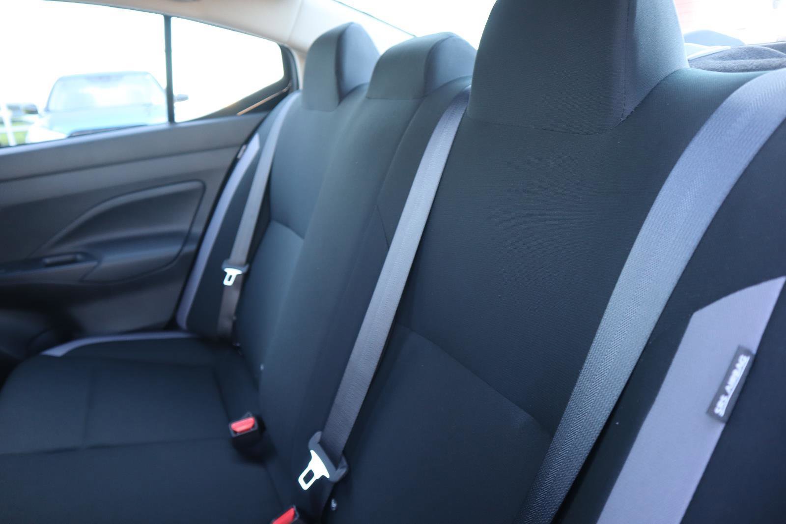 Used 2025 Nissan Versa S w/ Trunk Package image 30