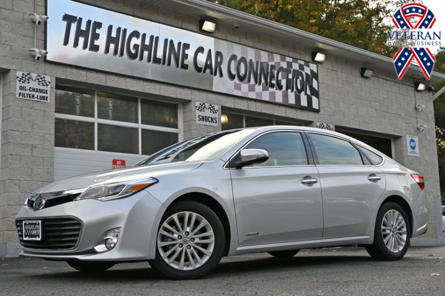 Used 2014 Toyota Avalon Limited w/ Technology Package