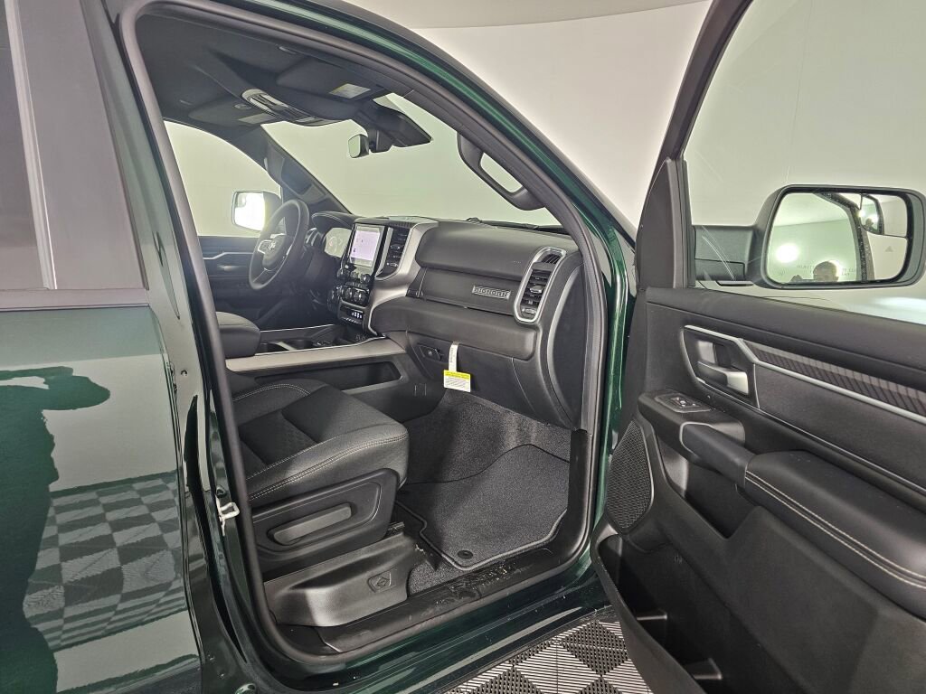 New 2026 RAM 1500 Big Horn w/ Night Edition image 36