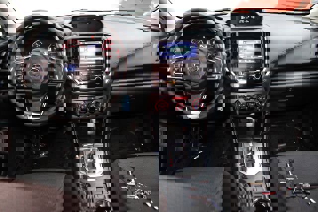 Used 2019 Subaru Impreza 2.0i image 2