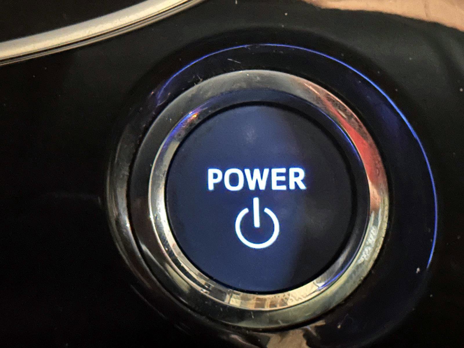 Used 2021 Toyota Prius XLE image 26