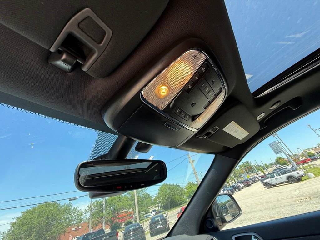 Used 2019 Jeep Grand Cherokee Limited X AWD/4WD image 23
