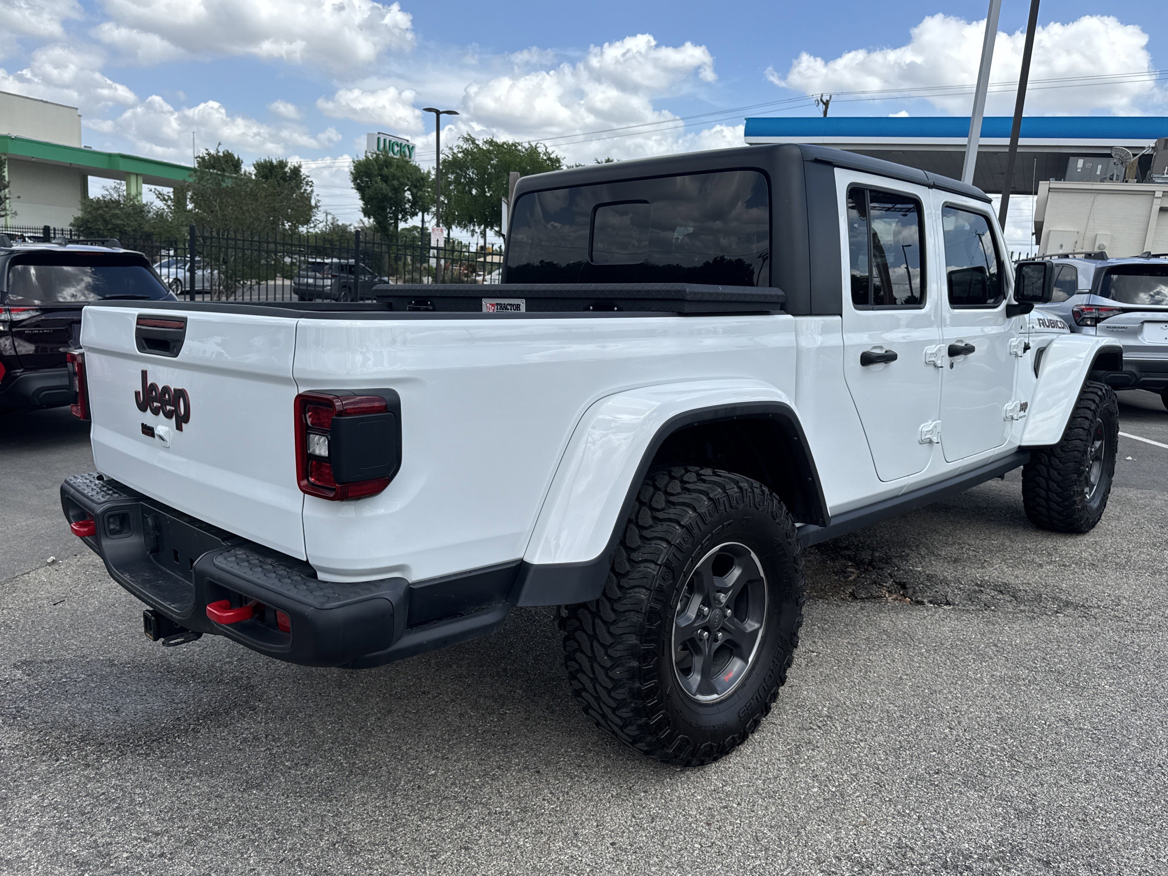 Used 2023 Jeep Gladiator Rubicon w/ LED Lighting Group image 6