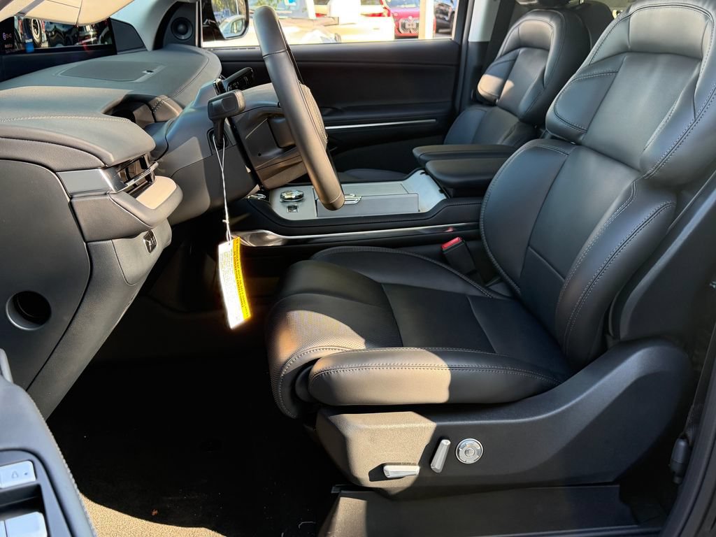 New 2027 Lincoln Navigator L Premier AWD/4WD image 20
