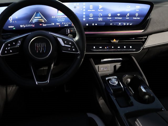 Certified 2025 Buick Envision Sport Touring image 16