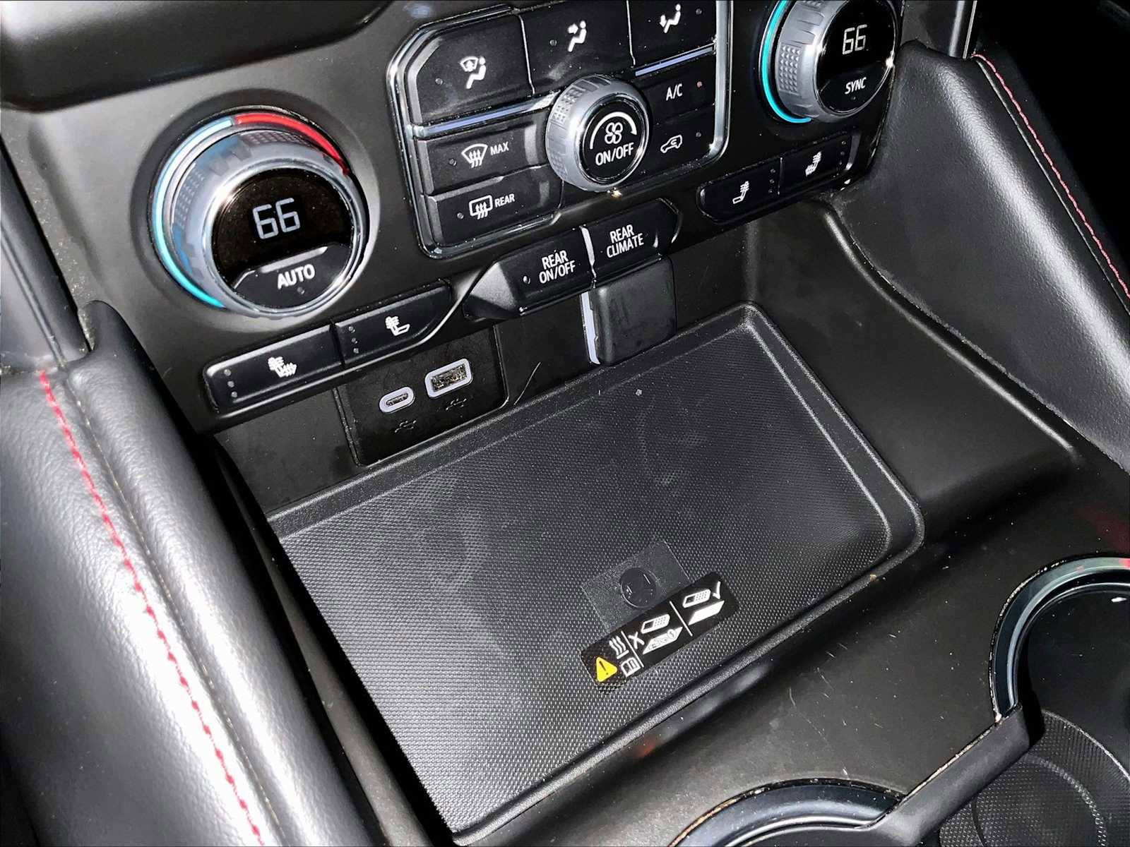 Used 2024 Chevrolet Tahoe RST w/ Luxury Package AWD/4WD image 29