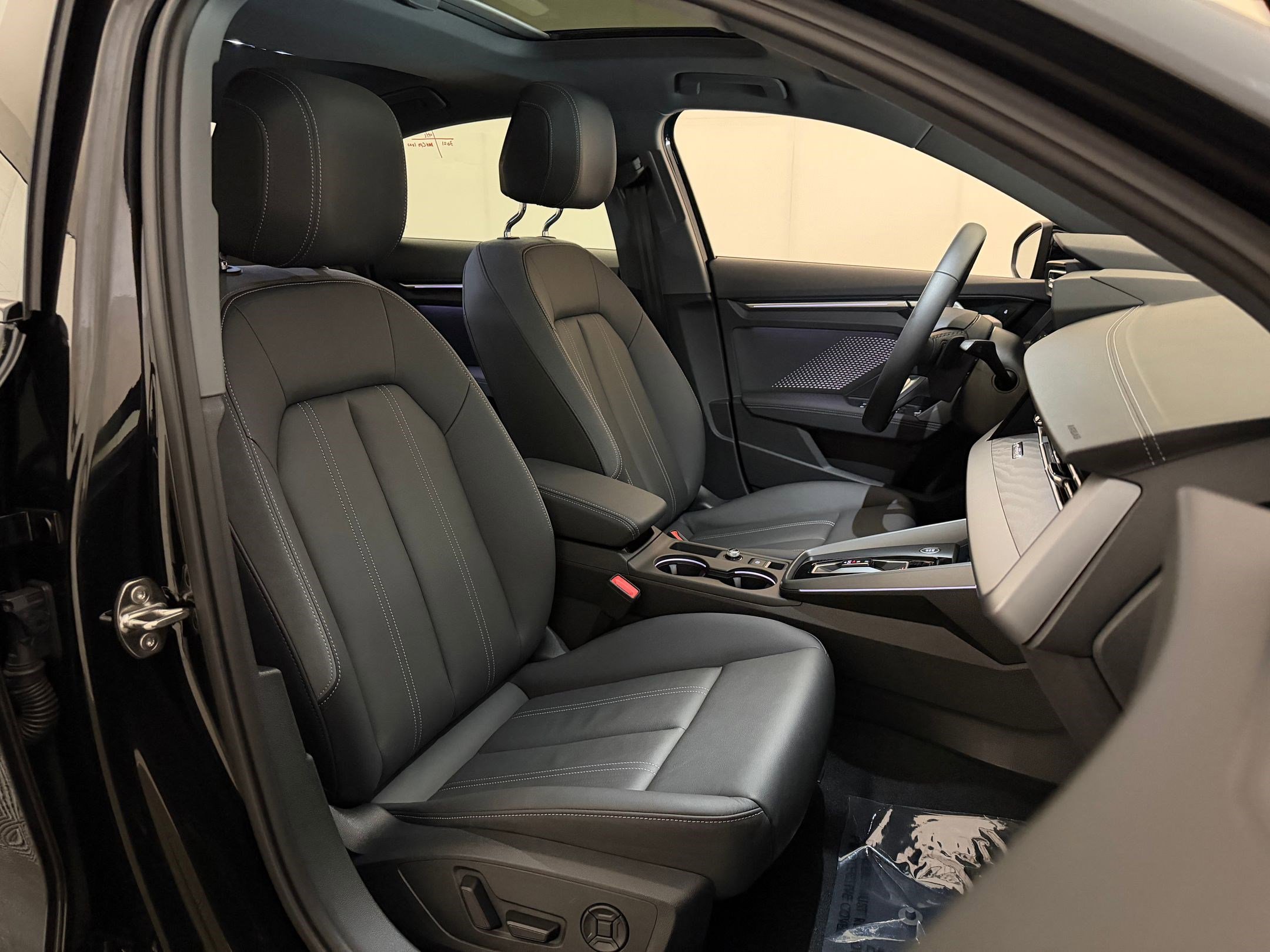 Certified 2025 Audi A3 2.0T Premium Plus w/ Premium Plus Package image 32