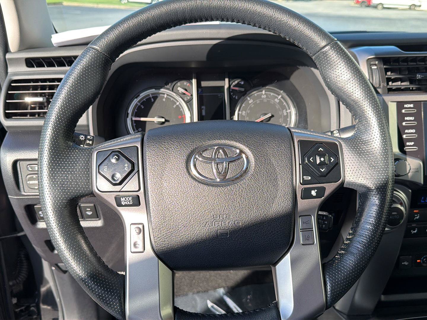Used 2024 Toyota 4Runner Limited AWD/4WD image 20