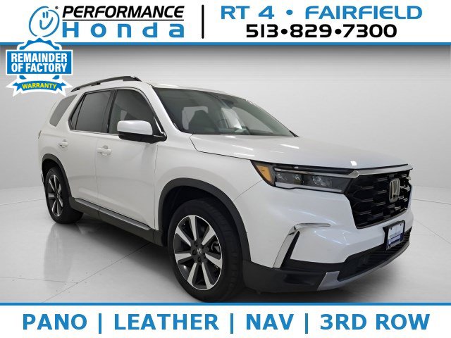 Used 2025 Honda Pilot Touring image 1