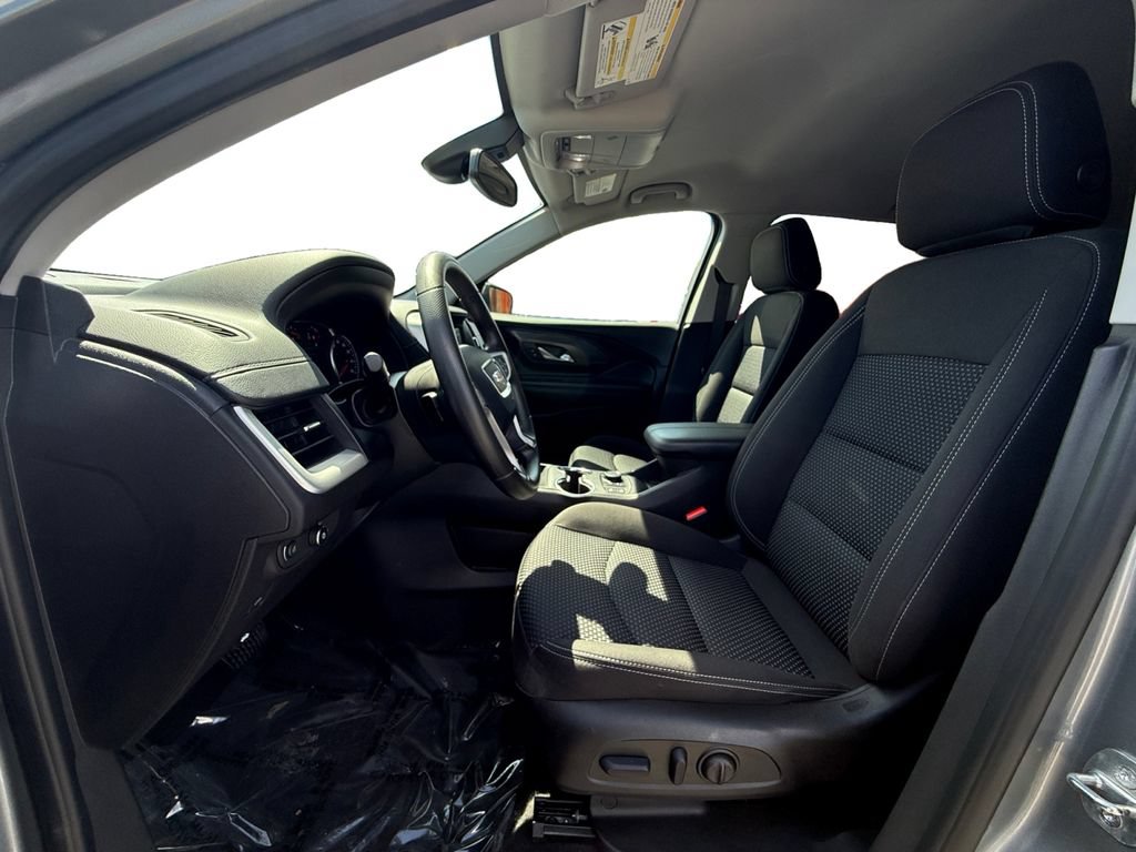 Used 2023 GMC Terrain SLE w/ Driver Convenience Package AWD/4WD image 9