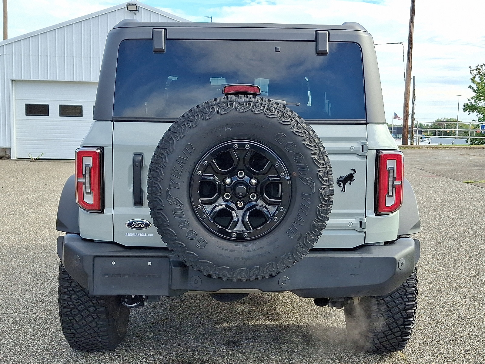 Used 2023 Ford Bronco Wildtrak image 5