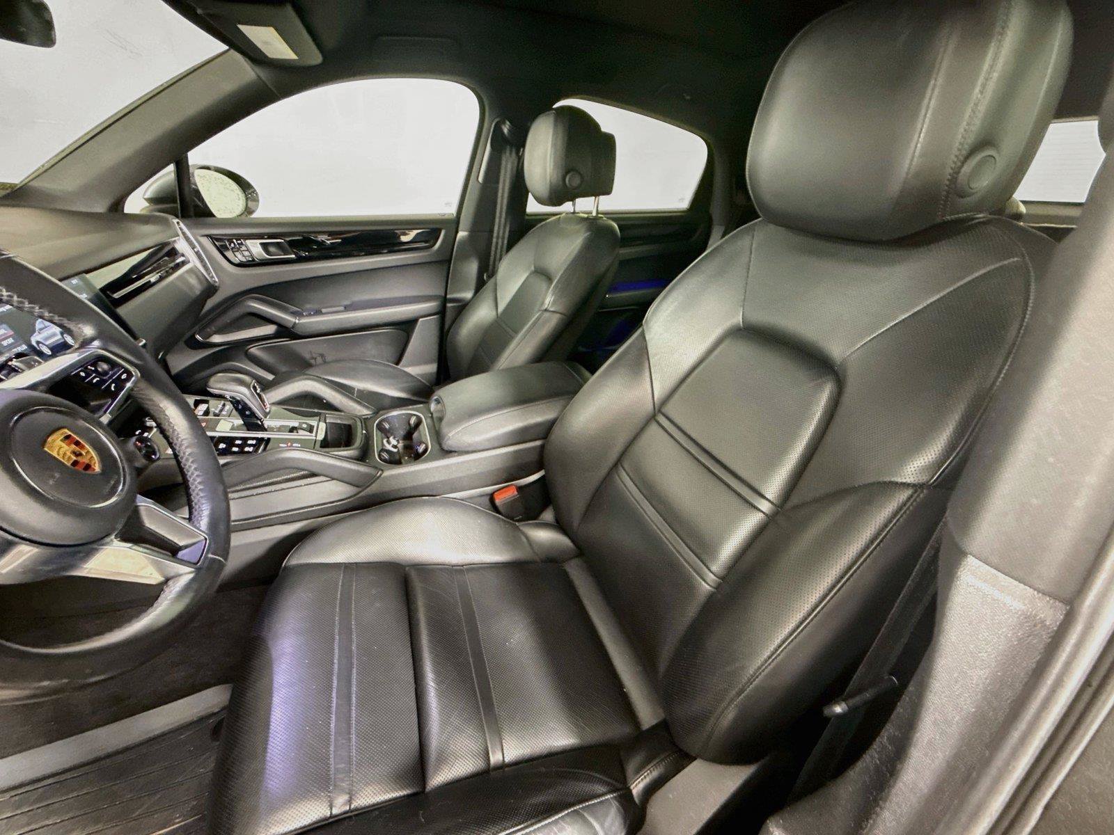 Used 2020 Porsche Cayenne AWD/4WD image 9