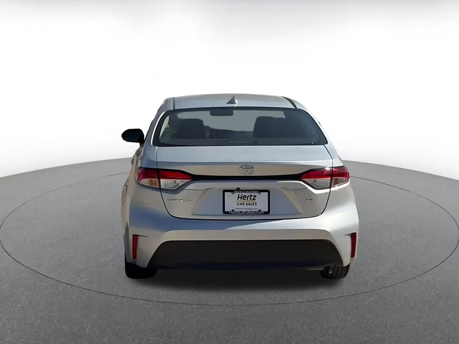 Used 2025 Toyota Corolla LE image 12