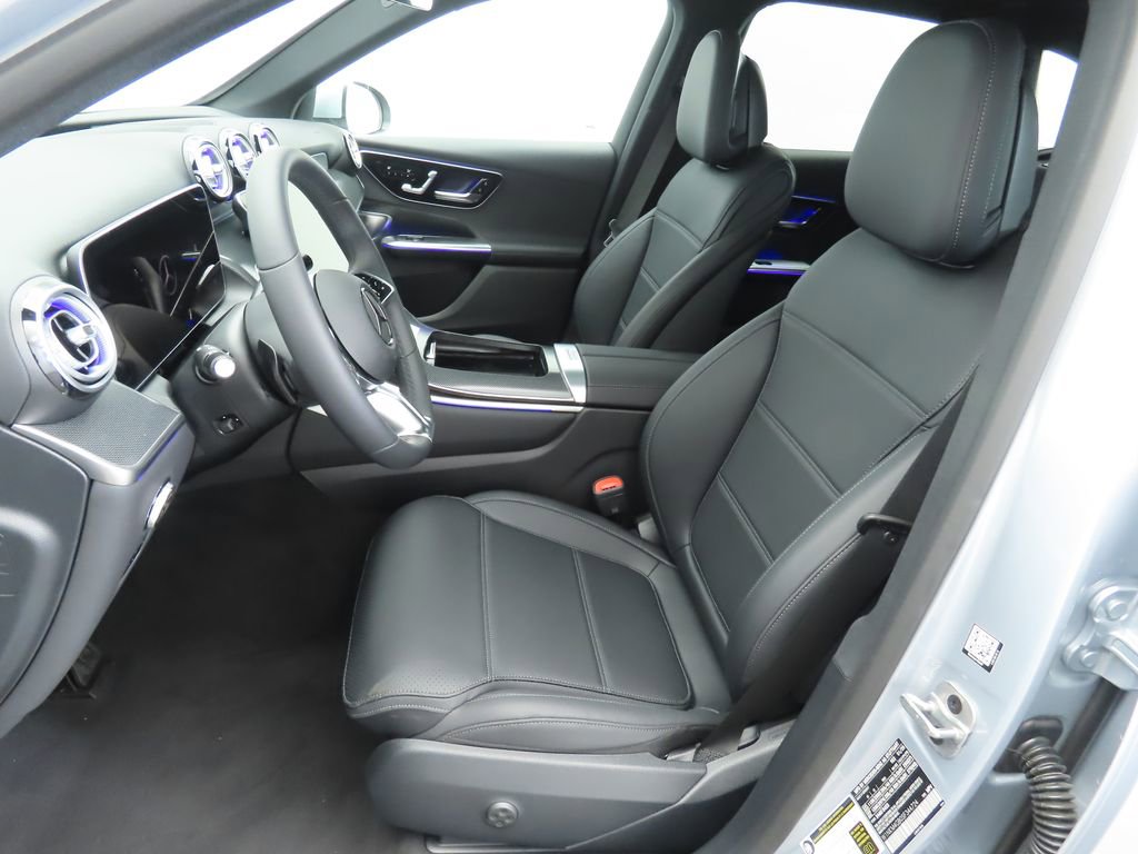 Certified 2025 Mercedes-Benz GLC 300 image 19