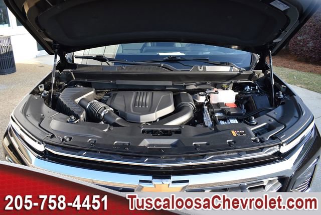 Used 2025 Chevrolet Traverse LT w/ Driver Confidence Package image 43