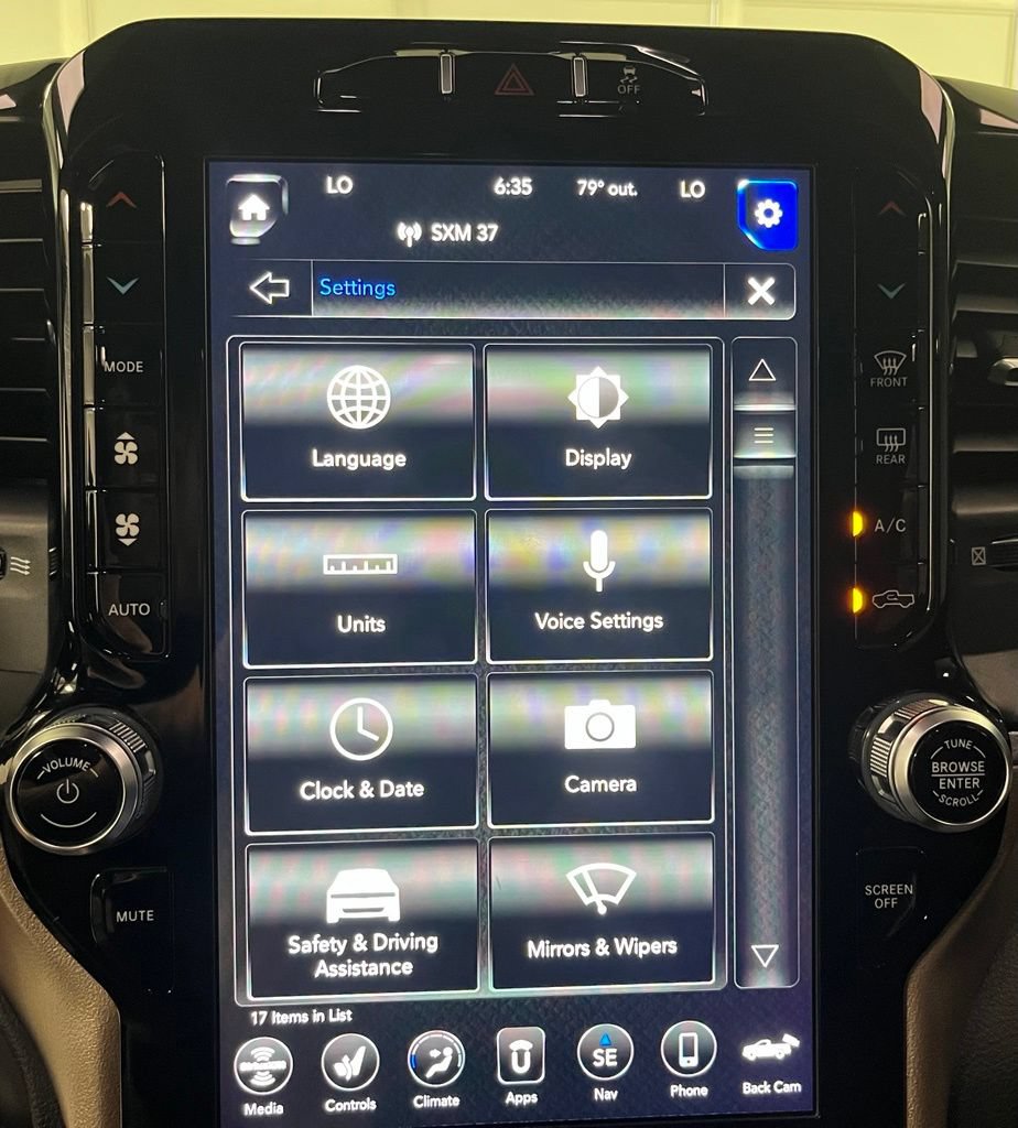 Used 2019 RAM 2500 Laramie AWD/4WD image 36