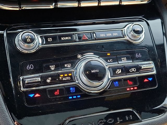 Certified 2020 Lincoln Corsair Reserve w/ Equipment Group 201A image 15