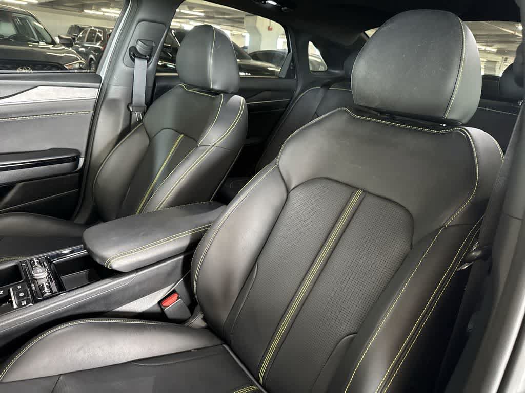 Used 2025 Kia K5 GT FWD image 13