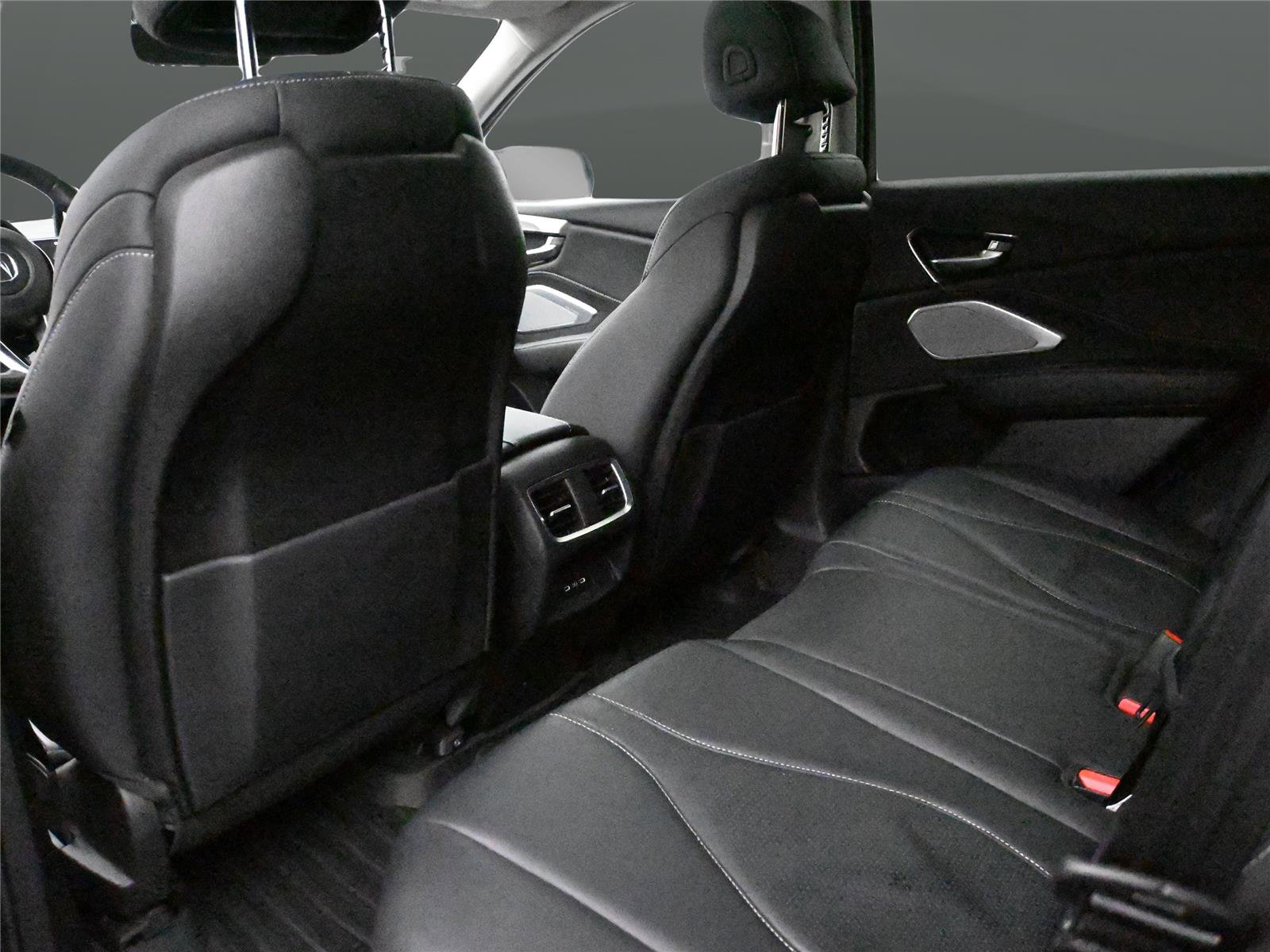 Certified 2024 Acura RDX SH-AWD w/ Technology Package image 12