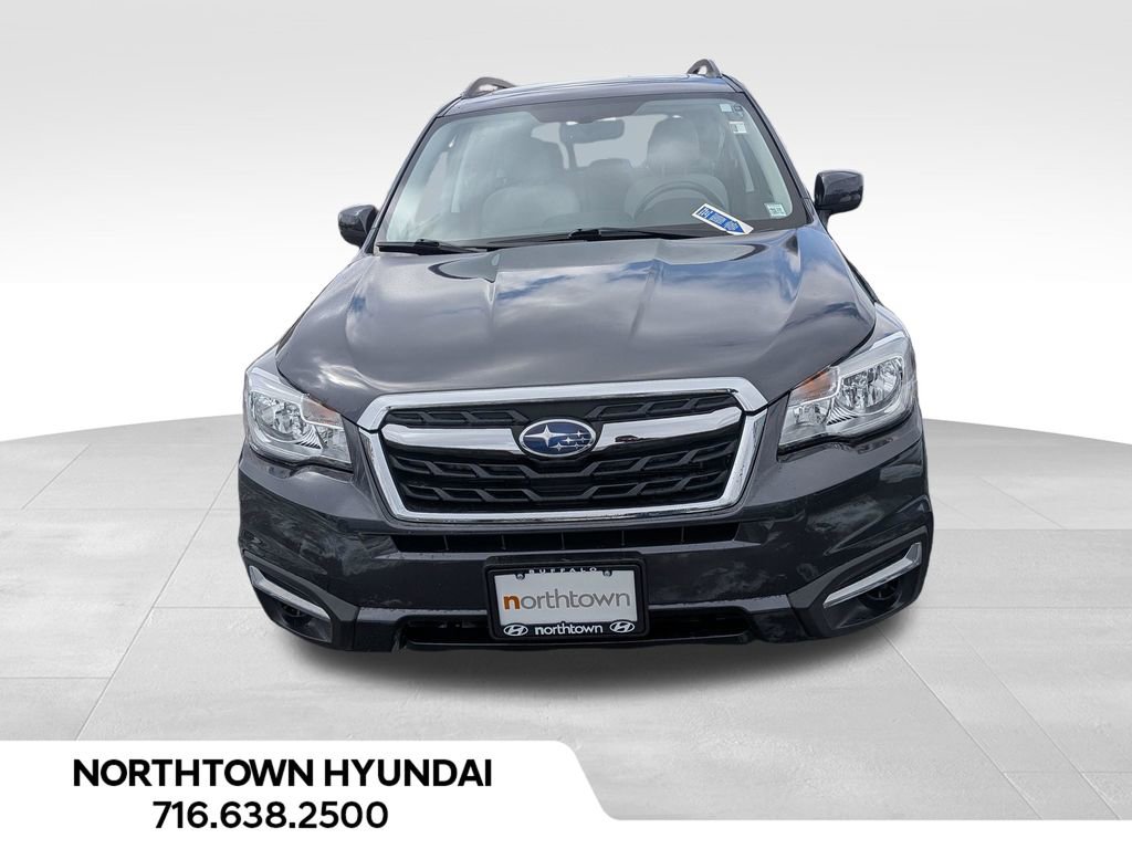 Used 2018 Subaru Forester 2.5i Premium w/ All-Weather Package image 5