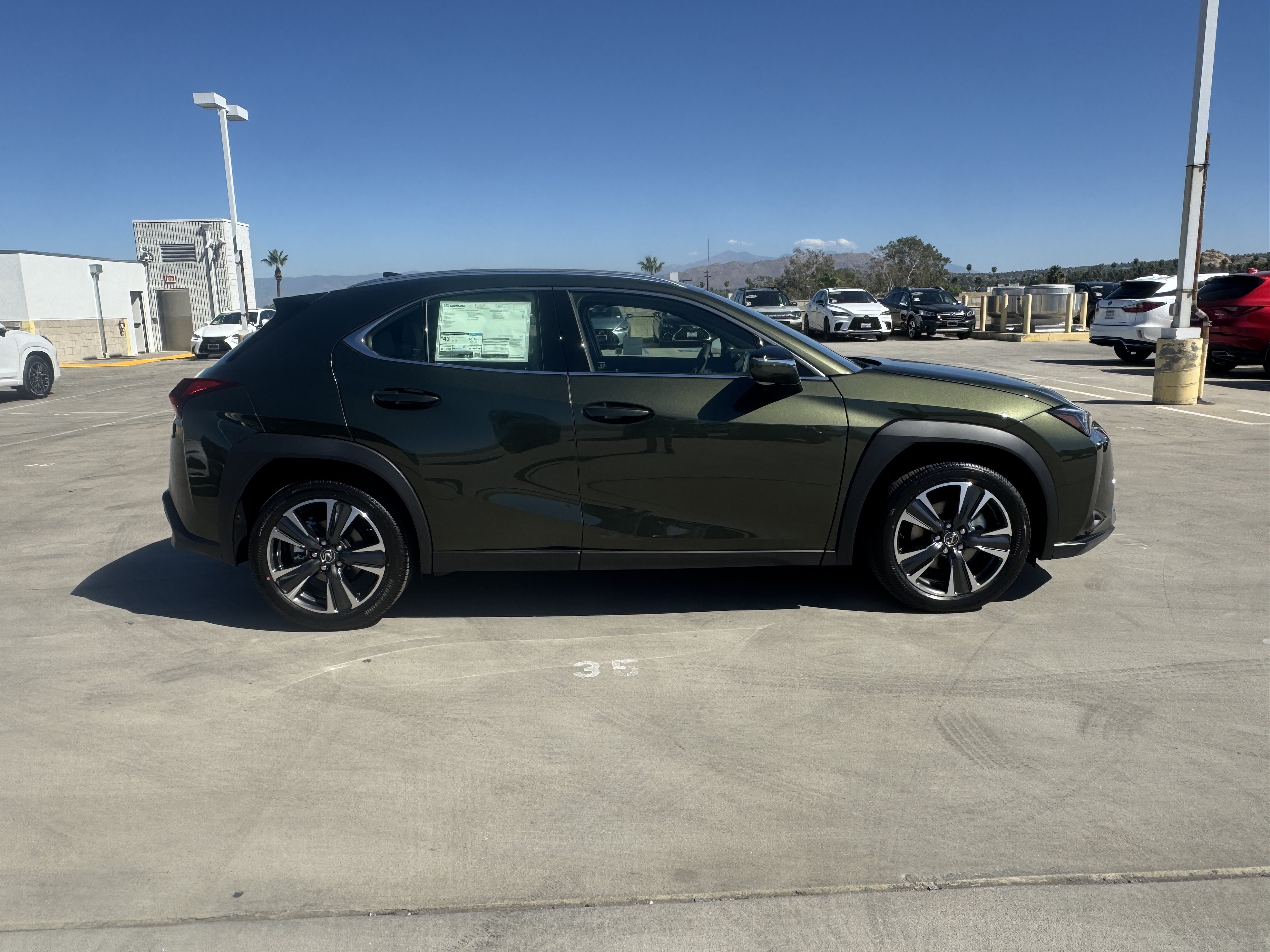 New 2026 Lexus UX 300h FWD image 12