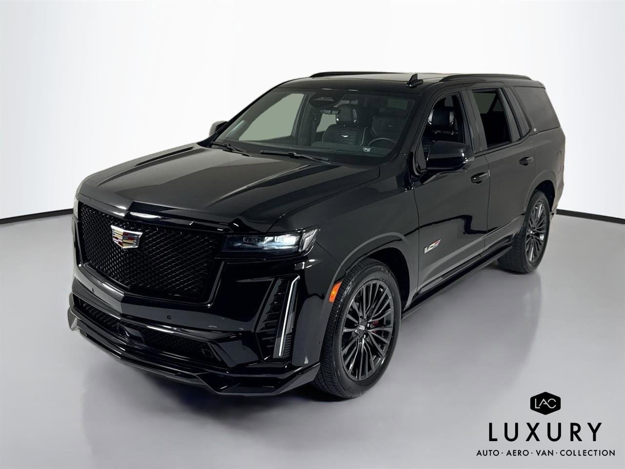 Used 2023 Cadillac Escalade V w/ LPO, Floor Liner Package image 3