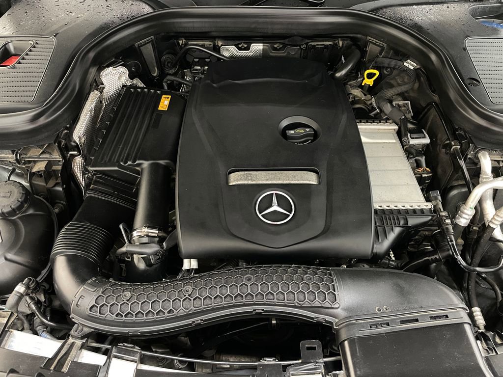 Used 2018 Mercedes-Benz GLC 300 4MATIC image 48