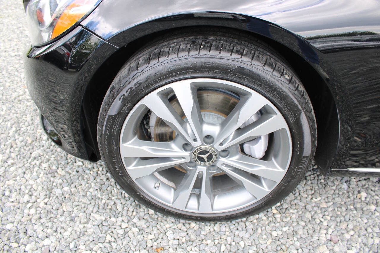 Used 2017 Mercedes-Benz C 300 4MATIC Sedan image 28