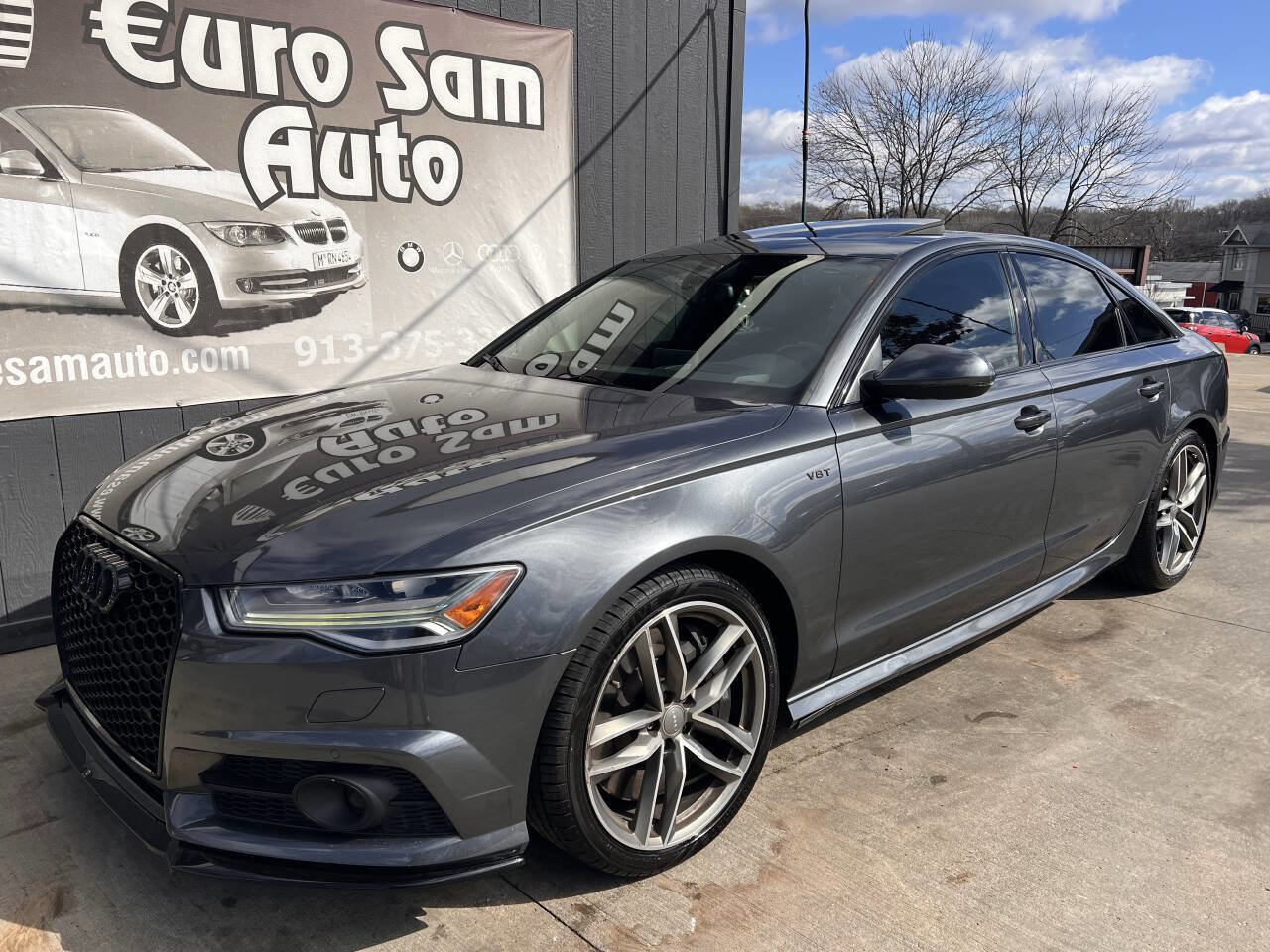 Used 2016 Audi S6 Prestige w/ Prestige Package image 3