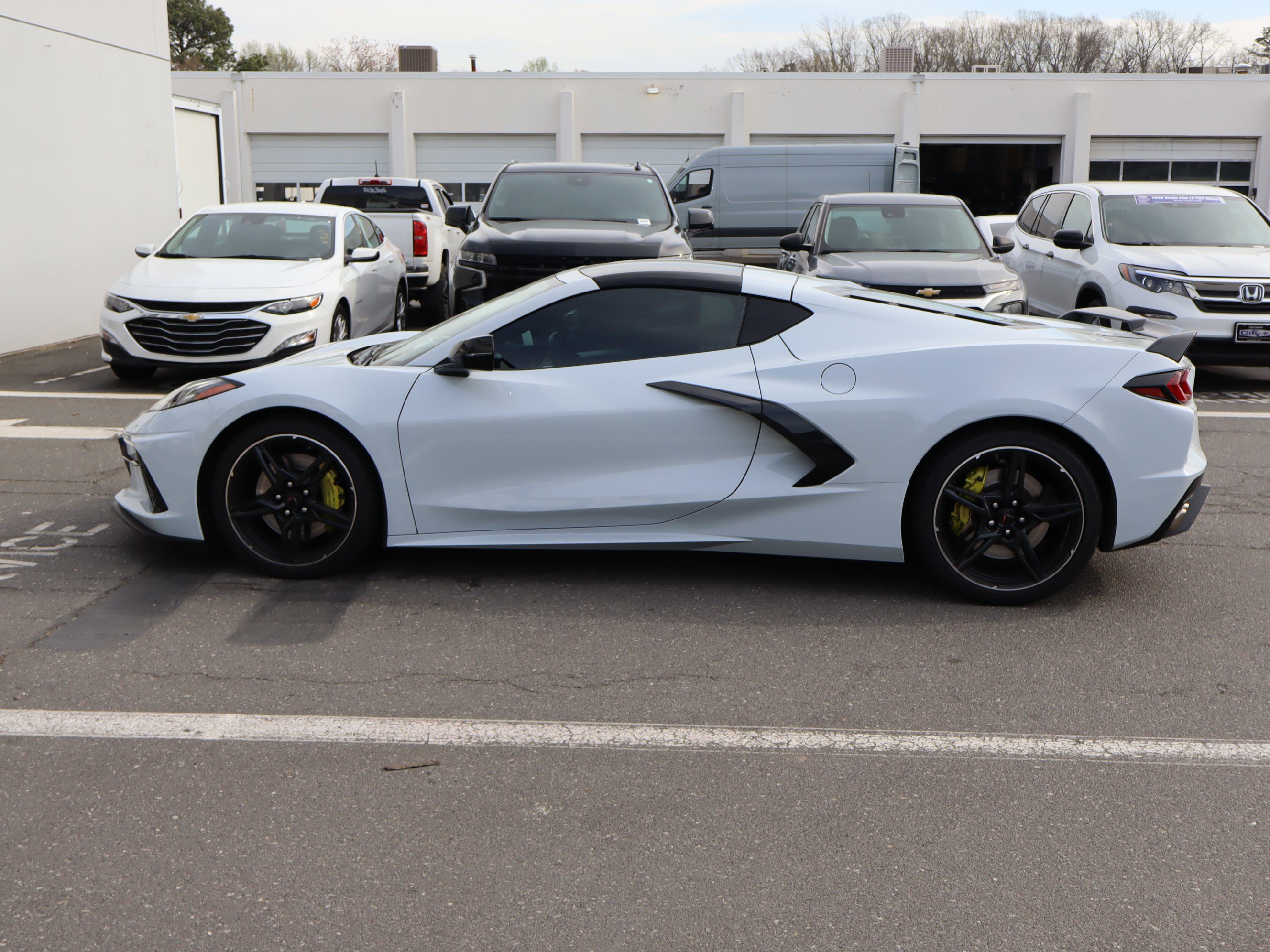 Used 2020 Chevrolet Corvette Stingray Preferred Cpe w/ 2LT Preferred Equipment Group image 7