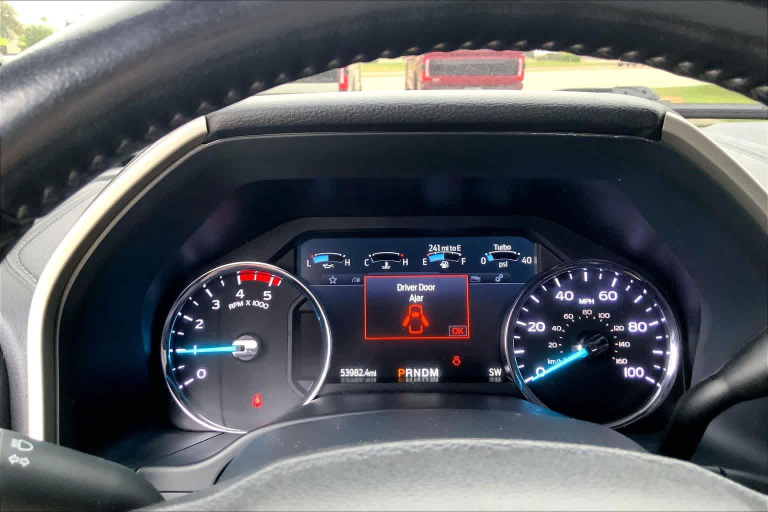 Used 2022 Ford F250 Lariat w/ Black Appearance Package AWD/4WD image 25
