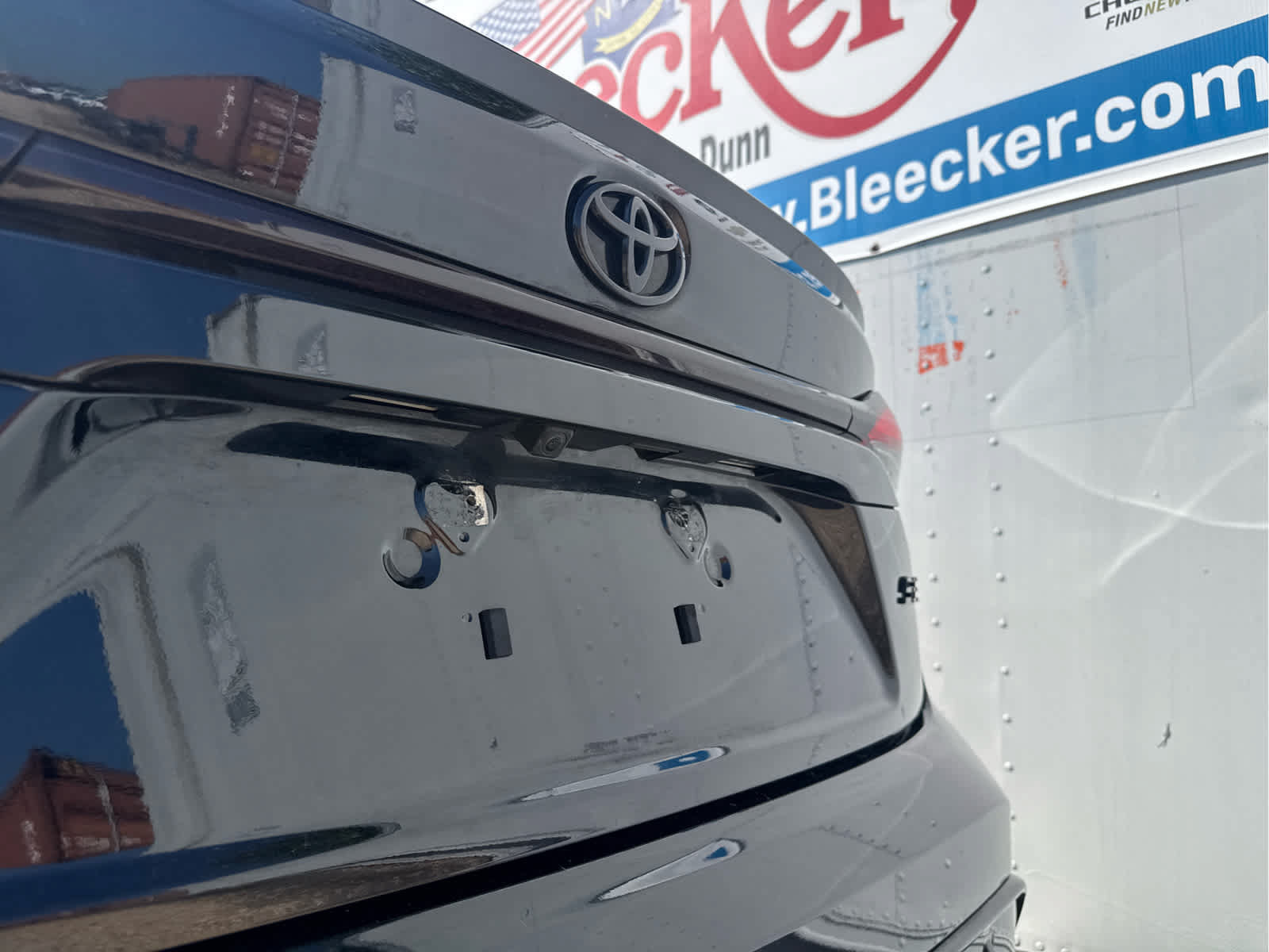 Used 2024 Toyota Corolla Sedan w/ SE Convenience Package FWD image 18