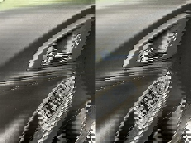 Certified 2022 Chevrolet Malibu LT w/ Leather Package image 23