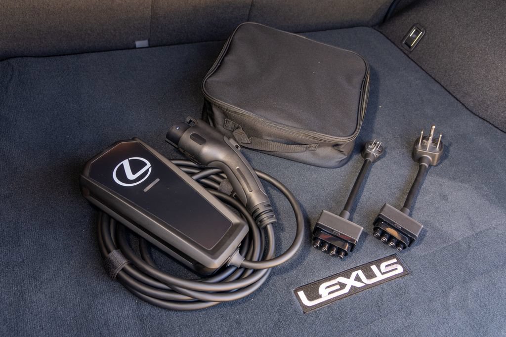 New 2026 Lexus RX 450h AWD w/ Convenience Package image 10